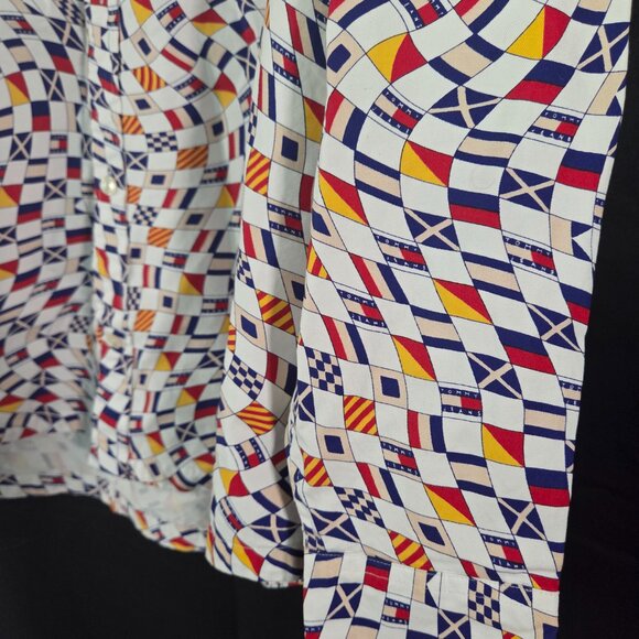 NWT Tommy Jeans Shirt Mens Small White Archive Flag Print Skate Fit Skateboard - Picture 5 of 7
